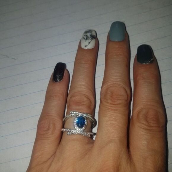 Silver and Blue Stone Ladies Cocktail Ring 7 - Picture 6 of 9
